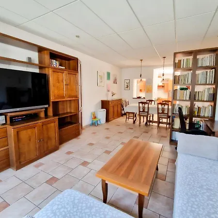 House Srecka * Izola