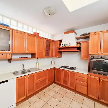 House Srecka Apartment Izola